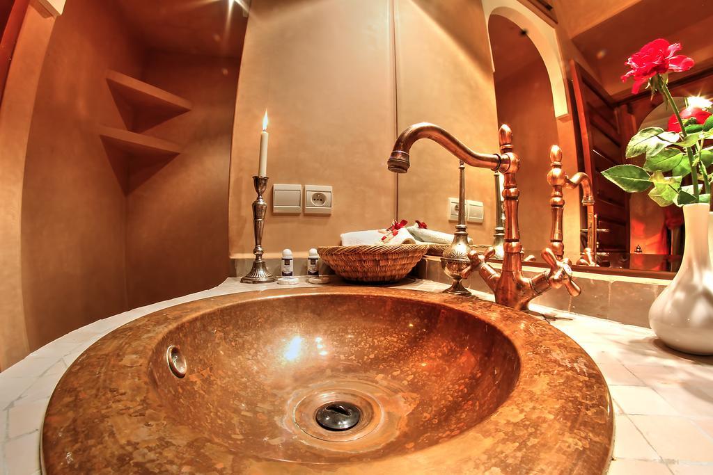 Hotel Dar Tasnime Marrakesch Zimmer foto
